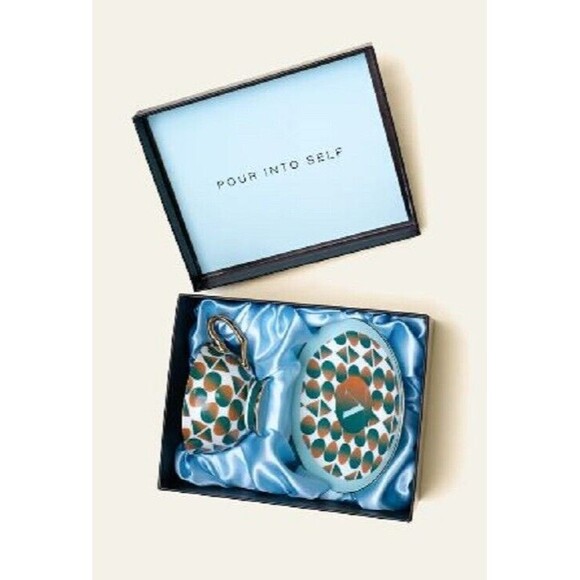 Vine Monogram Retro Modern Tea Set Designer Teacup Saucer Bone China NIB - Picture 3 of 13